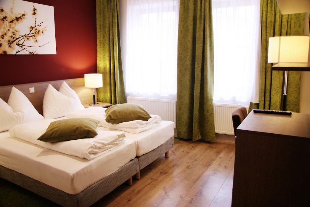 Отель Cook4Kids Gmbh Sankt Christophen Номер фото