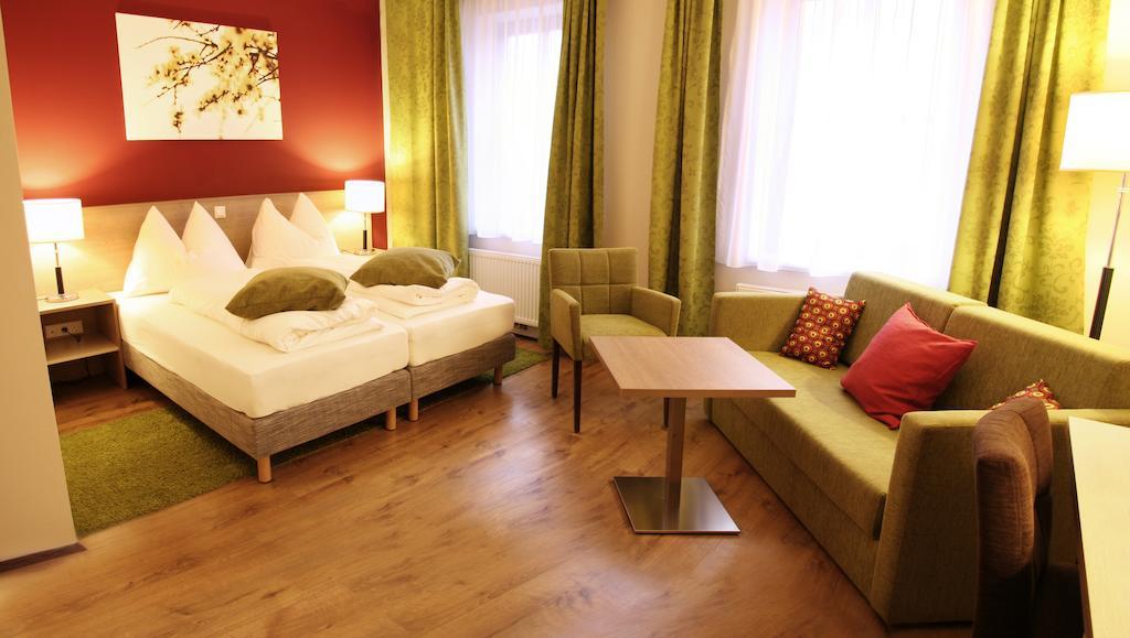 Отель Cook4Kids Gmbh Sankt Christophen Номер фото